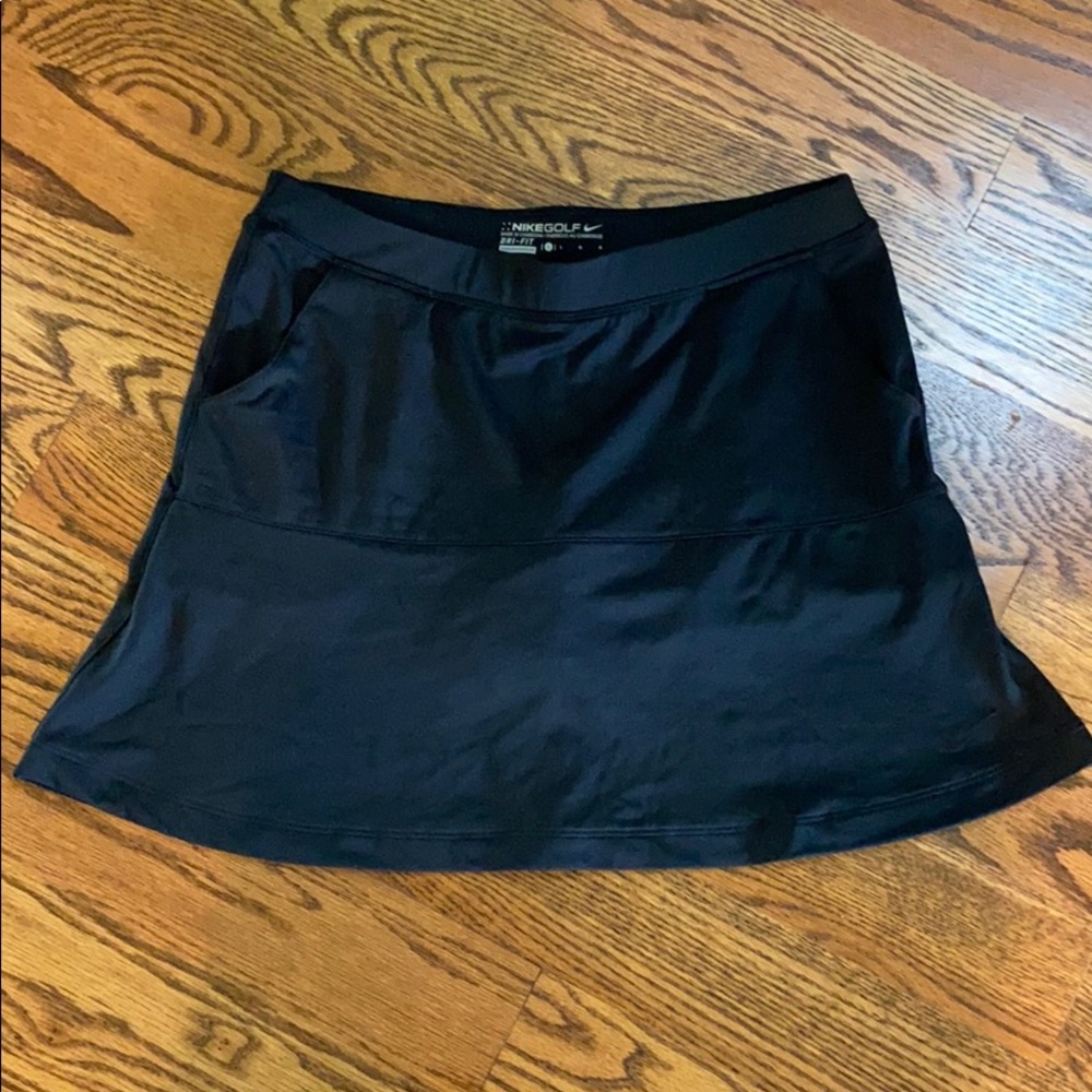 Nike tennis skirt NWOT